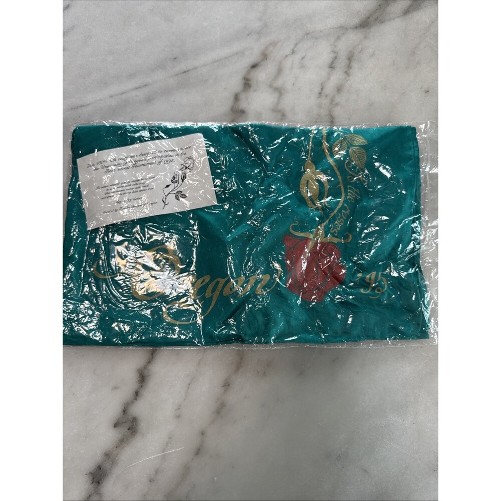 100% silk scarf Oregon Ducks 1995 Rose Bowl participation.  By Tancho Images